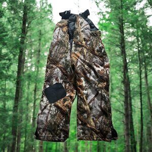 Size Youth 3 Deer Camp camo snow pants black patch on knee #camo #snowpants